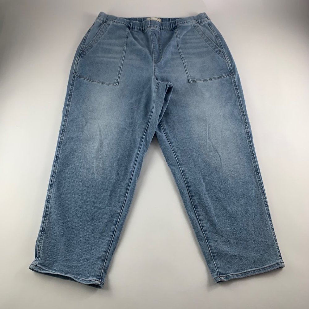 Madewell Light Wash Stretch Denim Pull On Straight Leg Lounge Pant L